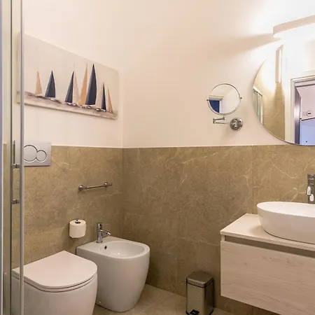 Apartment Interno 9 *